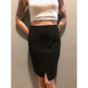 🖤 awesome black pencil skirt from loft 🖤